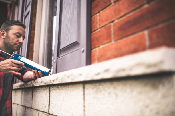 Best Insulation Maintenance and Repair in Flora, MS